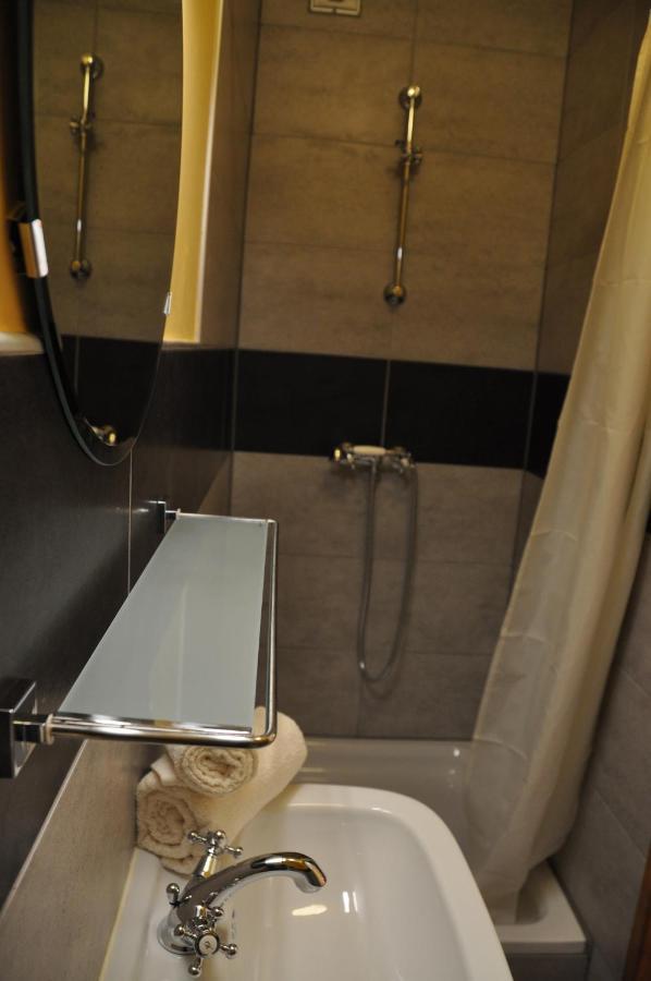 Santa Fe - Lutrebois Bed & Breakfast Bastogne Dış mekan fotoğraf